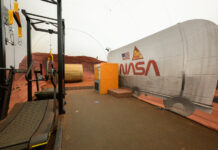 La NASA pasa a voluntarios un año confinado imitando la vida en Marte… con una PS4 incluida